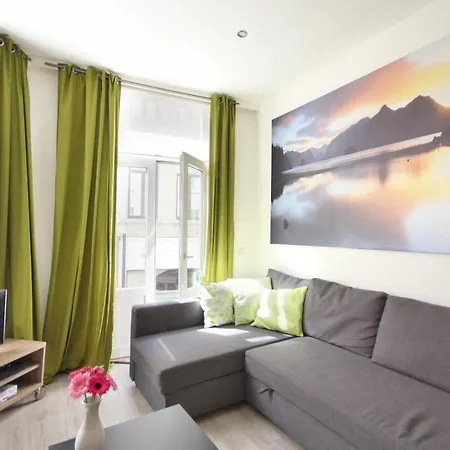 Flats Apartment *
